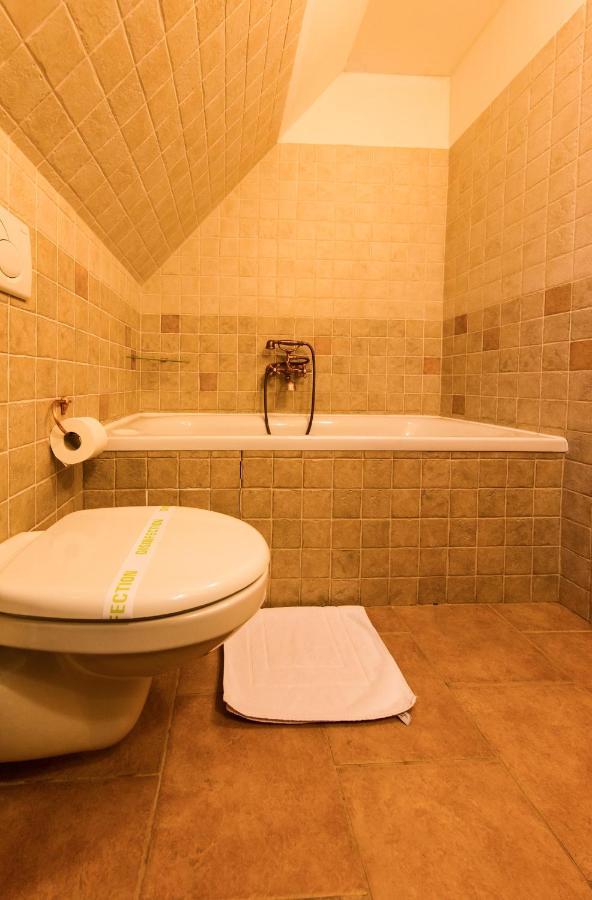 Hotel****Liptovsky Dvor Liptovsky Jan Bagian luar foto