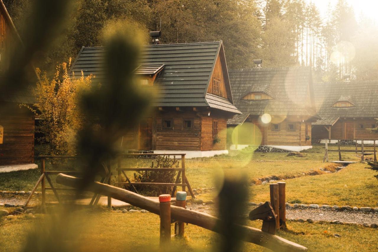 Hotel****Liptovsky Dvor Liptovsky Jan Bagian luar foto