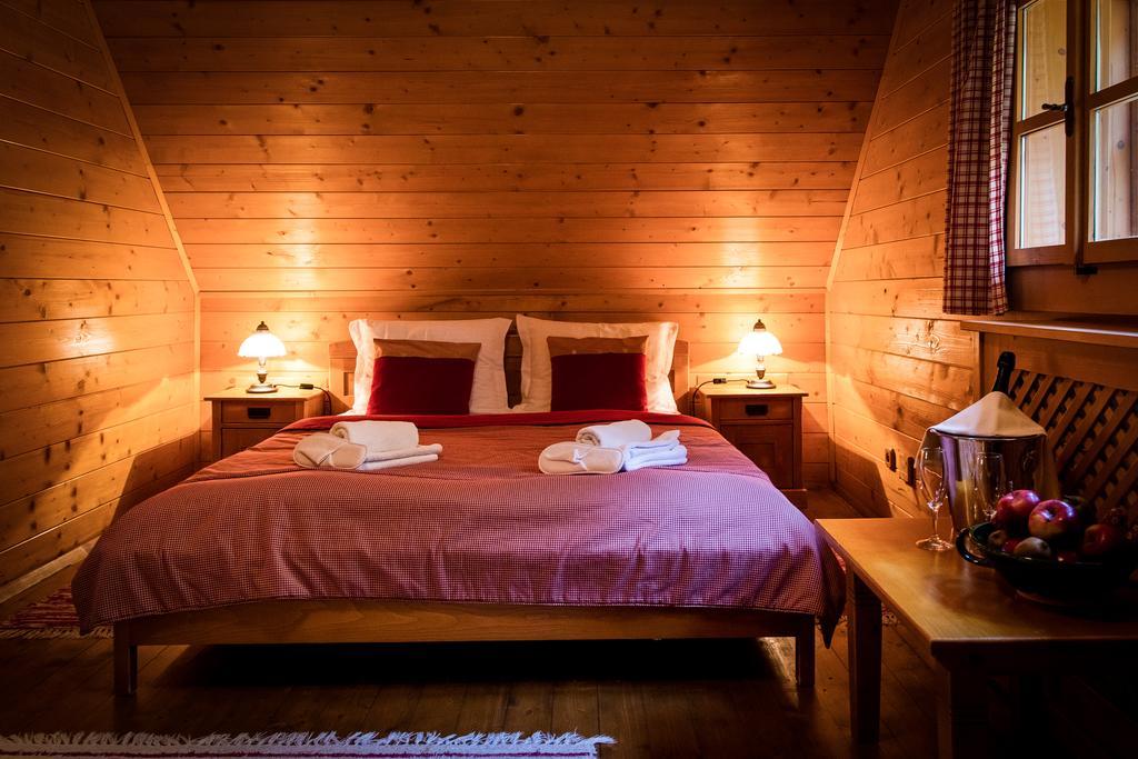 Hotel****Liptovsky Dvor Liptovsky Jan Bagian luar foto
